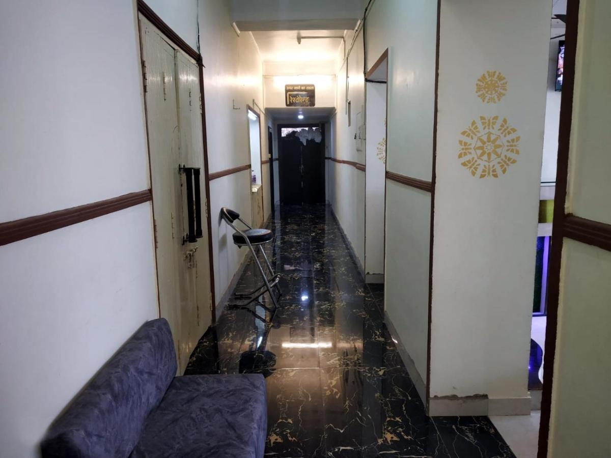 Hotel Kumkum Chhaya Panna Buitenkant foto