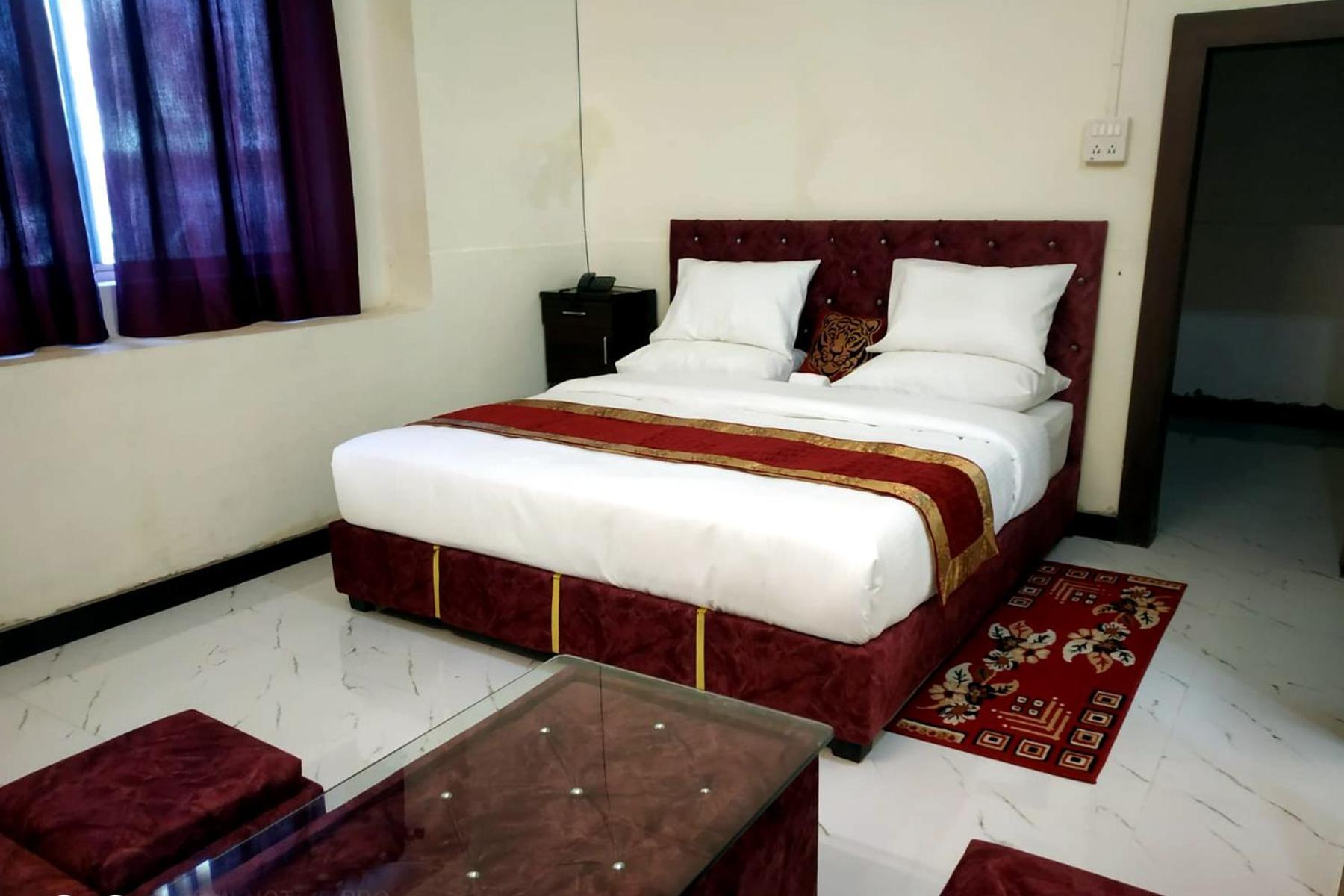 Hotel Kumkum Chhaya Panna Buitenkant foto